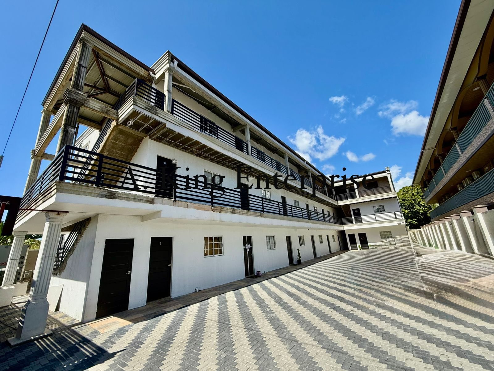 Modern & New Apartment