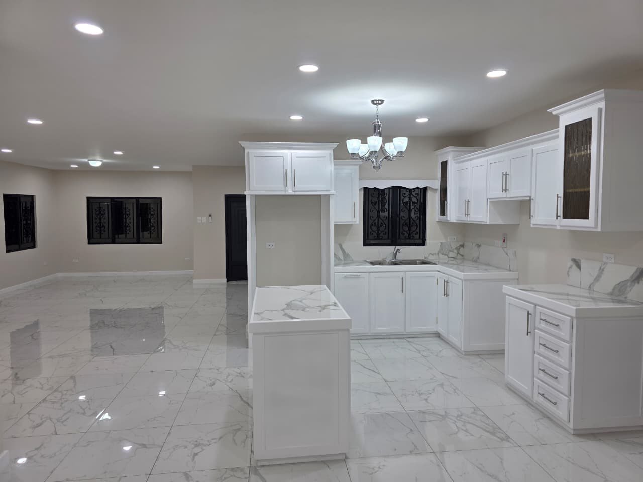 D'ABADIE NEWLY BUILT HOME